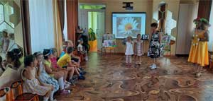 Конспект летнего развлечения «Войди в природу другом»