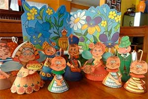 Сценарий объемного настольного театра для младшей группы с фигурками конусный театр «Приключения Мухи-Цокотухи»